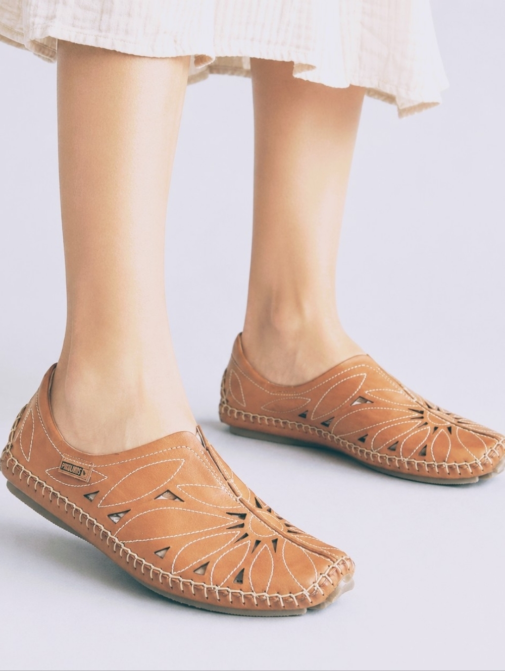 Pikolinos Jerez Floral Cut-Out Leather Moccasins $175 Size 41 US 10/10.5  S4075 - Picture 3 of 11